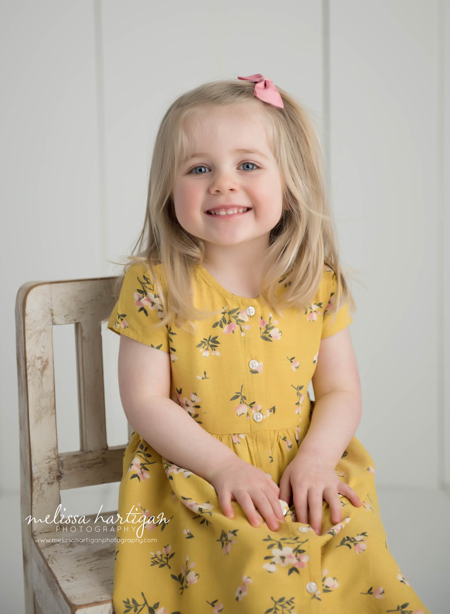 happy smiling little girl CT milestone photoshoot